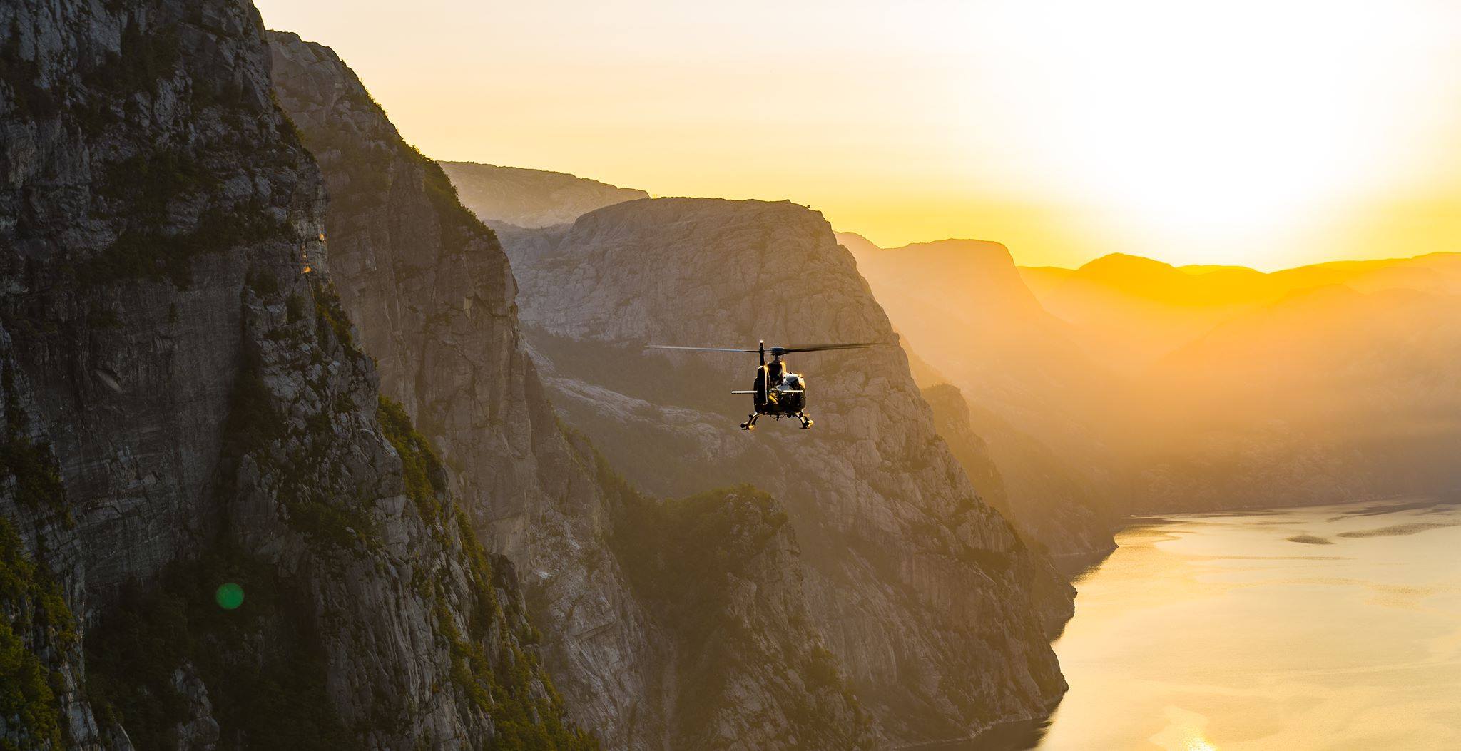 Tour en helicóptero por el Lysefjord