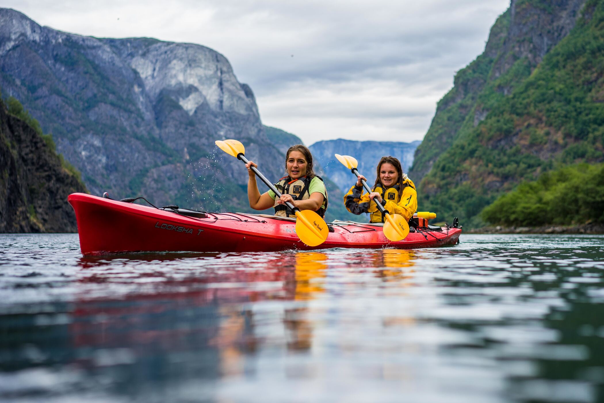 Excursion en kayak por el Aurlandsfjord