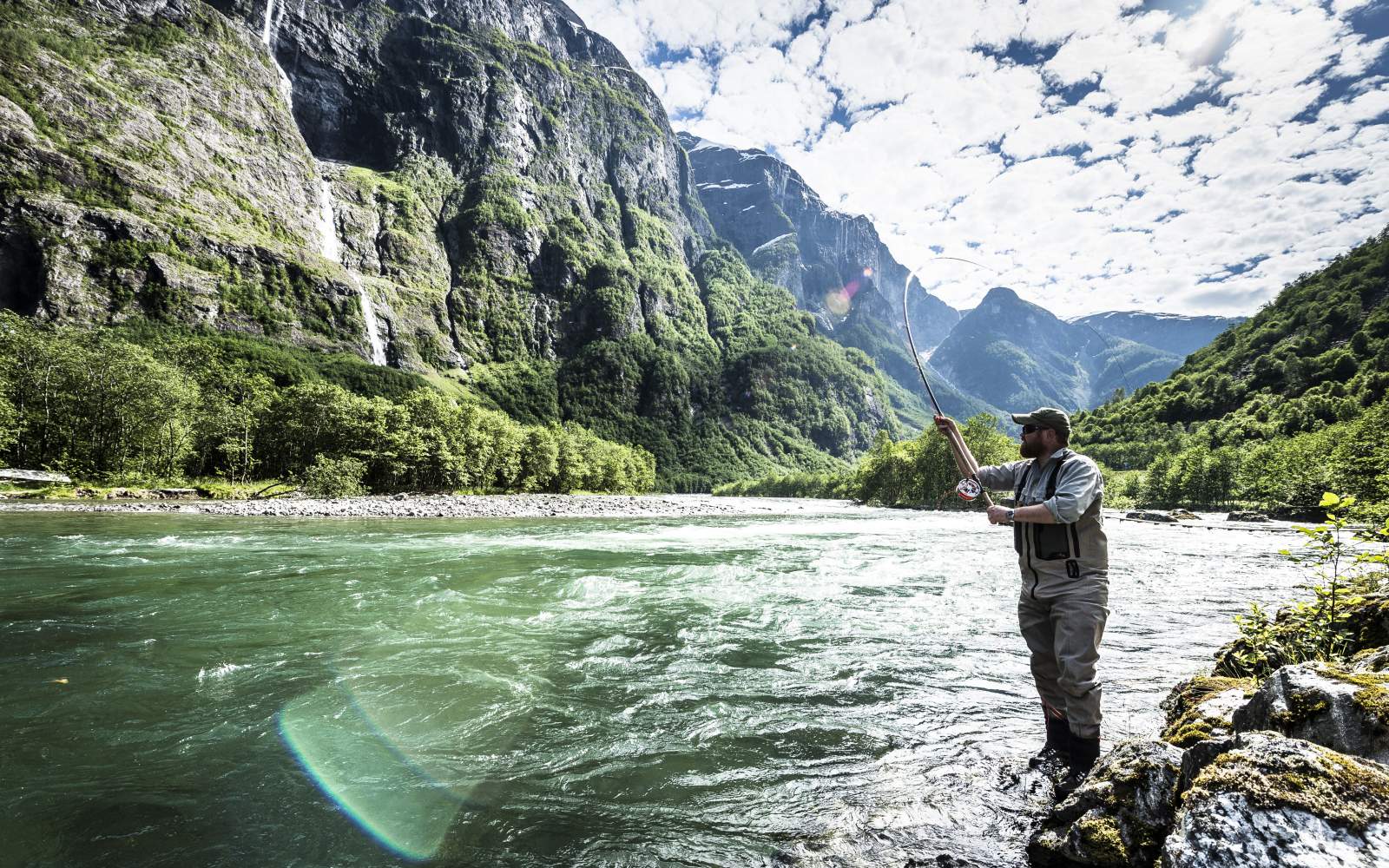 Pesca de salm&oacute;n noruego