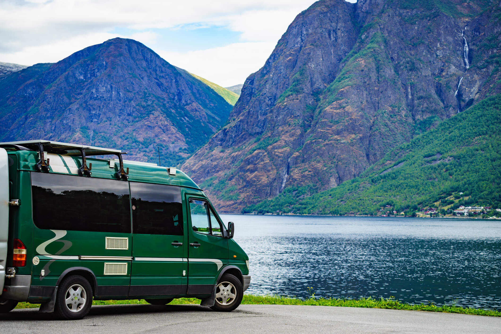 Fiordos noruegos en furgoneta camper
