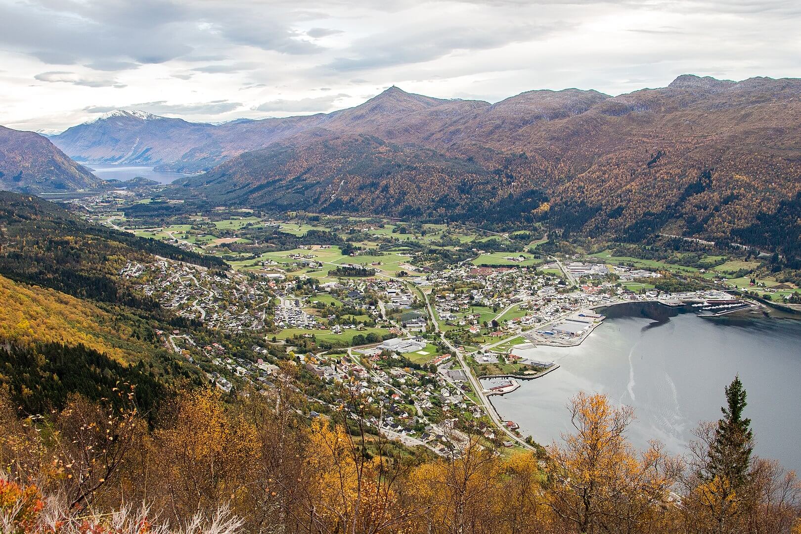 Fiordos Noruegos - Nordfjordeid