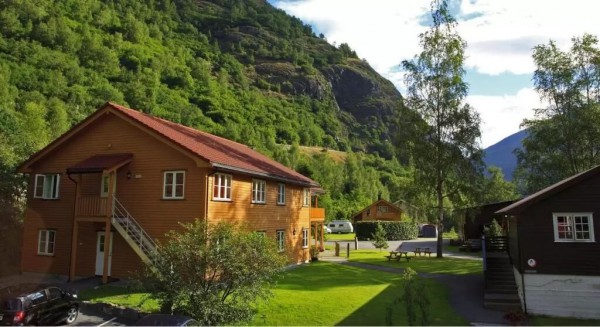 Fiordos noruegos en familia - Flåm Camping