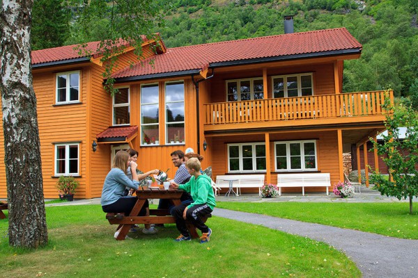 Fiordos noruegos en familia - Flåm Camping