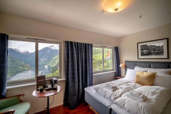 Noruega en tren - Hotel Utsikten