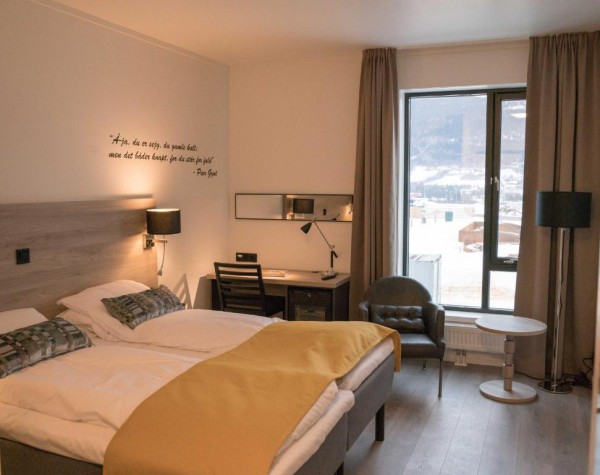 Fiordos del norte - Peer Gynt Hotel