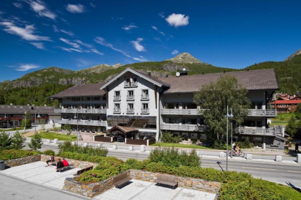 Fiordos del sur - Skogstad Hotel