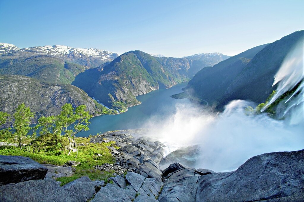 Langfoss Waterfall