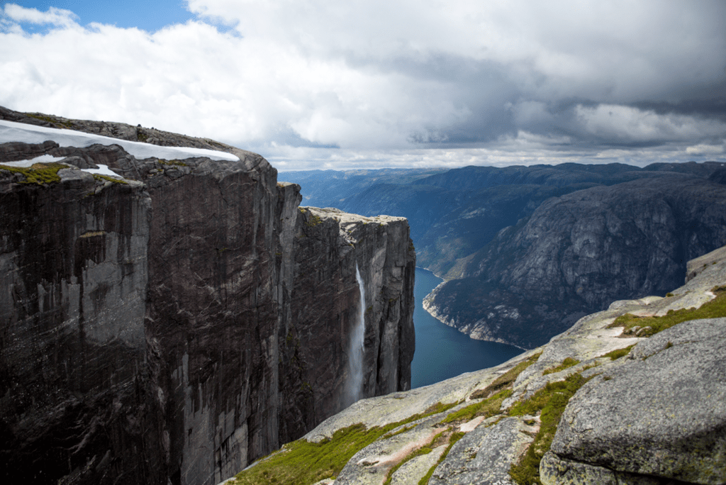 Cascada de Kjeragfossen