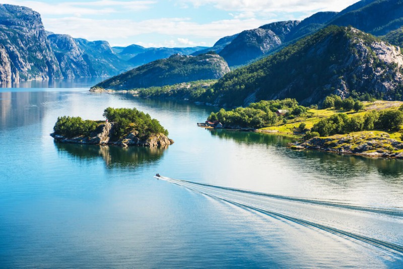 Enclavado en el Lysefjord