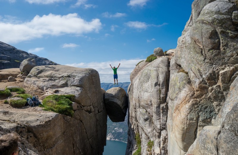 La puerta a Preikestolen y Kjerag