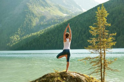 Yoga y senderismo